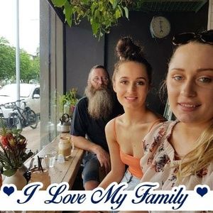 Meet your Posher, Monique